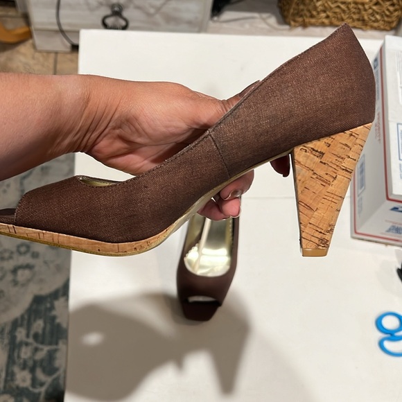 Rampage Size 8 Open Toe Heel 3.25” Front 0.5” Cork - Picture 4 of 13